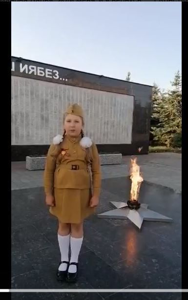 Учащиеся Нурлатской школы искусств «Сәләт » приняли участие в акции ко Дню памяти и скорби