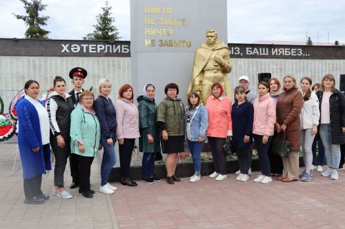 В день 82-й годовщины начала Великой Отечественной войны в Нурлате на центральной площади прошел митинг