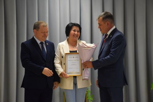 В Нурлате состоялось торжественное мероприятие, посвященное Дню медицинского работника