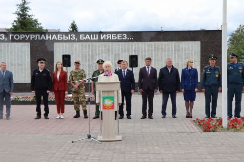 В день 82-й годовщины начала Великой Отечественной войны в Нурлате на центральной площади прошел митинг