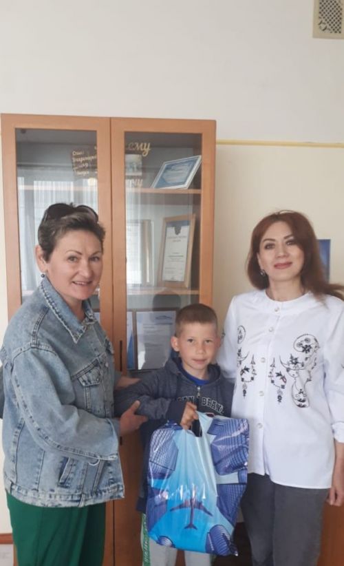 Нурлатские единороссы дарят тепло своего сердечка в рамках местного проекта