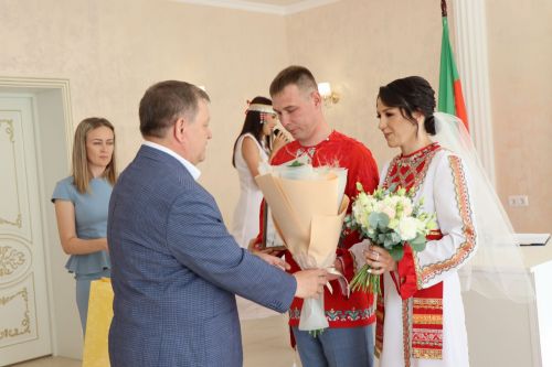 В Нурлате прошла очередная чувашская этносвадьба