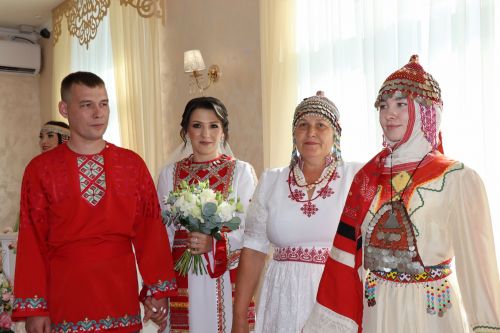 В Нурлате прошла очередная чувашская этносвадьба