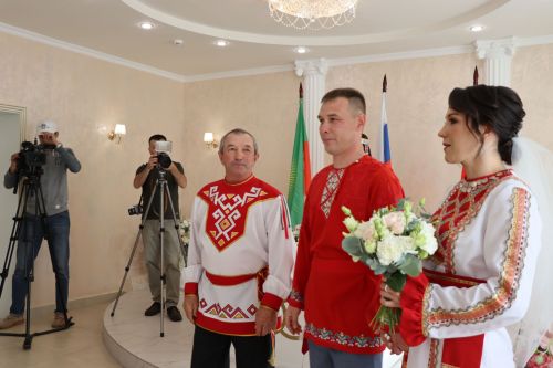 В Нурлате прошла очередная чувашская этносвадьба