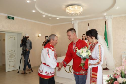 В Нурлате прошла очередная чувашская этносвадьба