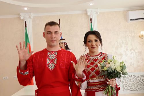 В Нурлате прошла очередная чувашская этносвадьба