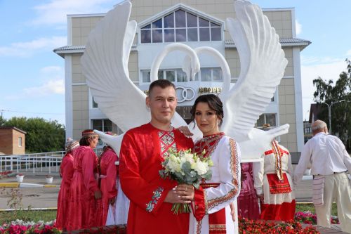 В Нурлате прошла очередная чувашская этносвадьба