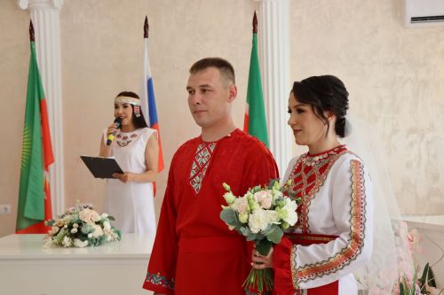 В Нурлате прошла очередная чувашская этносвадьба