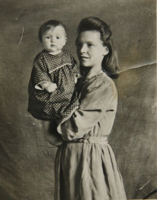 Жительница Нурлата, ветеран войны и труда Елена Мельникова отметит 95-летие