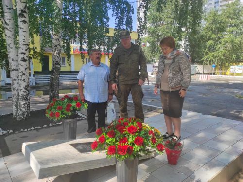 Уполномоченный по правам человека в Нурлатском районе навестил солдат-земляков