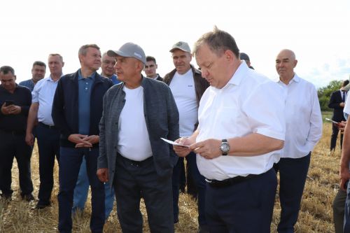 Нурлат с рабочим визитом посетил Рустам Минниханов