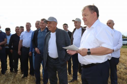 Нурлат с рабочим визитом посетил Рустам Минниханов