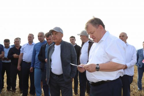 Нурлат с рабочим визитом посетил Рустам Минниханов