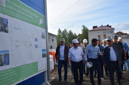 Нурлат с рабочим визитом посетил Рустам Минниханов