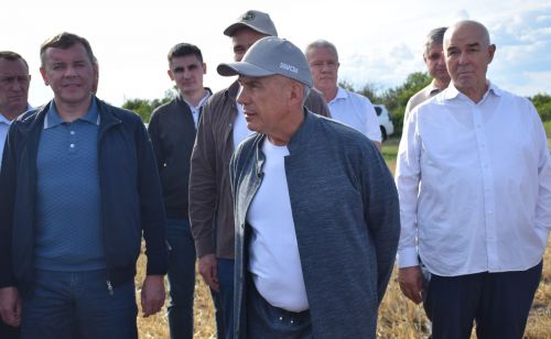 Нурлат с рабочим визитом посетил Рустам Минниханов