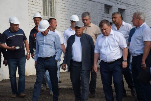 Нурлат с рабочим визитом посетил Рустам Минниханов