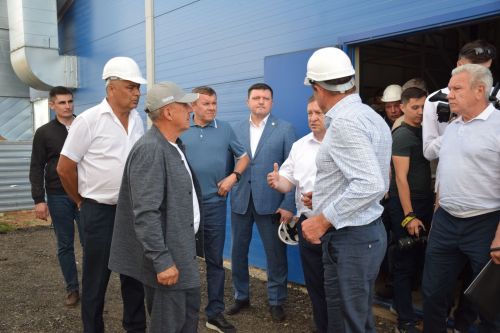 Нурлат с рабочим визитом посетил Рустам Минниханов