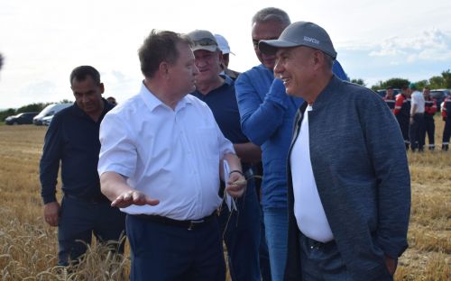 Нурлат с рабочим визитом посетил Рустам Минниханов