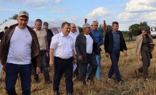Нурлат с рабочим визитом посетил Рустам Минниханов