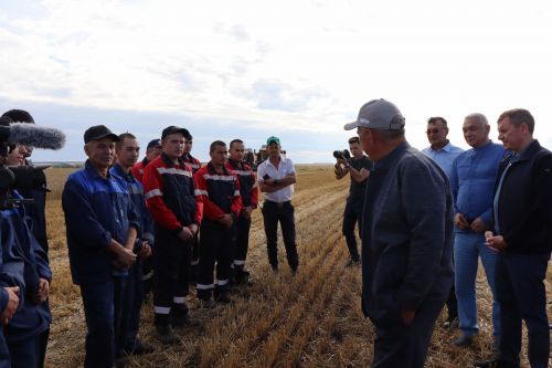 Нурлат с рабочим визитом посетил Рустам Минниханов
