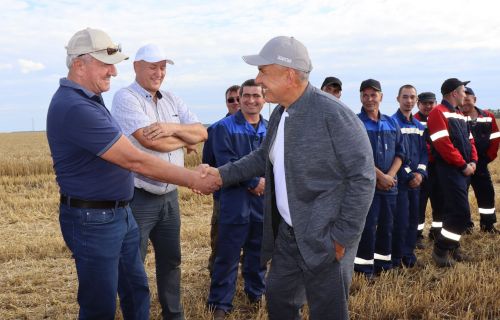 Нурлат с рабочим визитом посетил Рустам Минниханов
