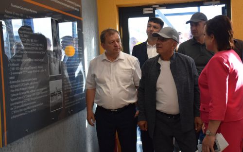 Нурлат с рабочим визитом посетил Рустам Минниханов