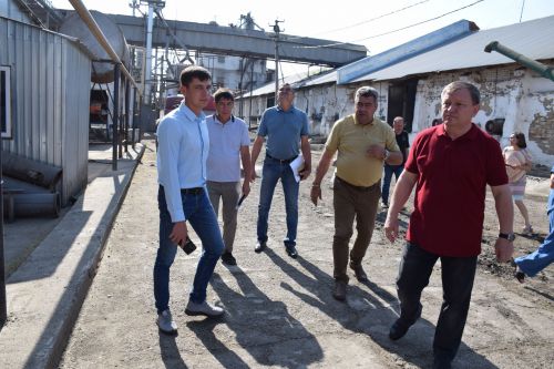 Дамир Ишкинеев посетил нурлатские элеваторы