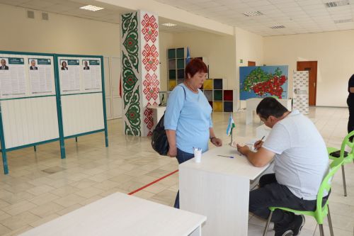 В Нурлате прошли досрочные выборы Президента Узбекистана