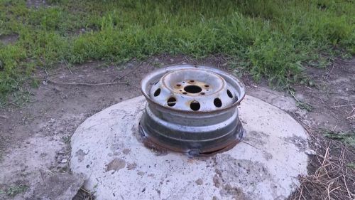 В Нурлате простились с двухлетней Аминой