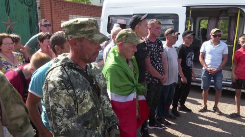 В Нурлатском военном комиссариате проводили контрактников