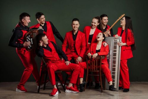 Нурлатцев и гостей города приглашает «Культурная среда»