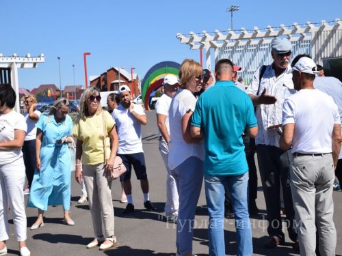 В нурлатском парке «Спортивный» отметили День физкультурника