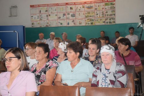 Жители 6 населенных пунктов Елаурского сельского поселения собрались на сход