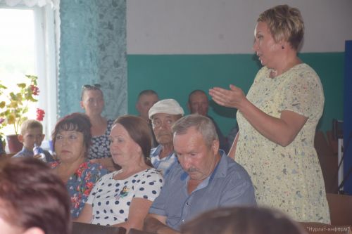 Жители 6 населенных пунктов Елаурского сельского поселения собрались на сход