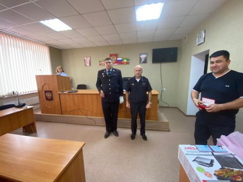 В ОМВД России по Нурлатскому району торжественно проводили сотрудников на заслуженный отдых