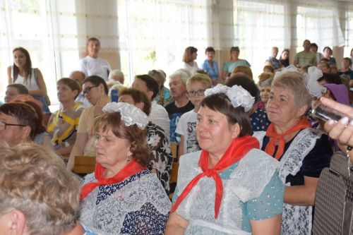 Тюрнясевская средняя школа торжественно отметила свое 90-летие