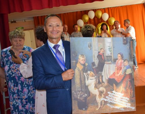 Тюрнясевская средняя школа торжественно отметила свое 90-летие