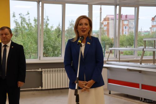 В Нурлатской школе №9 торжественно открыли пищеблок