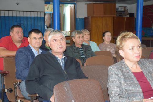 В Среднекамышлинском поселении за последние годы построены социально значимые объекты