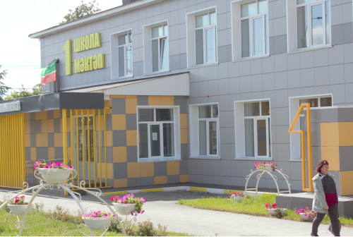 Нурлатская городская школа №1 готовится отметить 60-летний юбилей