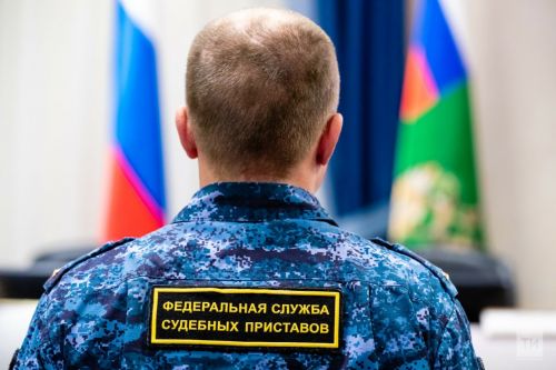 Челнинские приставы помогли клиентке автосалона восстановить нарушенные права покупателя