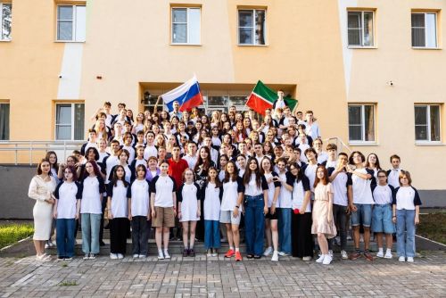 Нурлатская школьница привезет из республиканского лагеря массу впечатлений и ярких фотографий