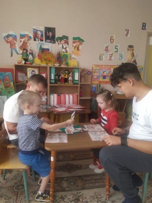 В детском саду «Камыр Батыр» прошло мероприятие ко Дню республики «Любимый край мой, Татарстан»
