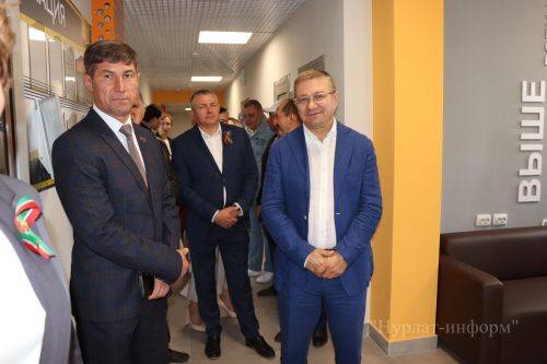 В Нурлате торжественно открылся молодежно-подростковый клуб