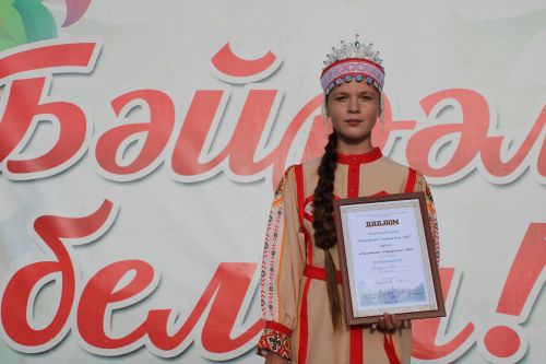 В Нурлате определили обладательниц самой длинной косы