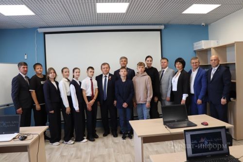 В Нурлате торжественно открылся молодежно-подростковый клуб