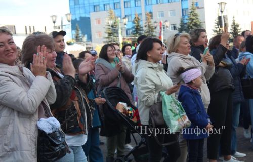 В Нурлате прошло экстремальное мото-квадро стант-шоу от «BKE»
