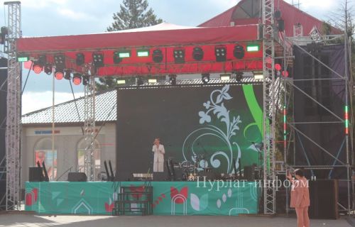В Нурлате прошло экстремальное мото-квадро стант-шоу от «BKE»