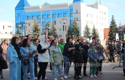 В Нурлате прошло экстремальное мото-квадро стант-шоу от «BKE»
