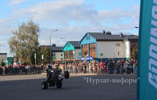 В Нурлате прошло экстремальное мото-квадро стант-шоу от «BKE»